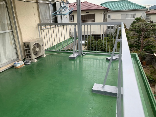 バルコニー土間